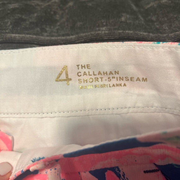 Lily Pulitzer Callahan shorts Size 4 excellent condition! - Picture 3 of 3